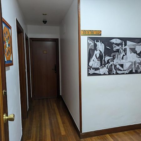 Akelarre Ostatua Hotell Guernica y Luno Exteriör bild