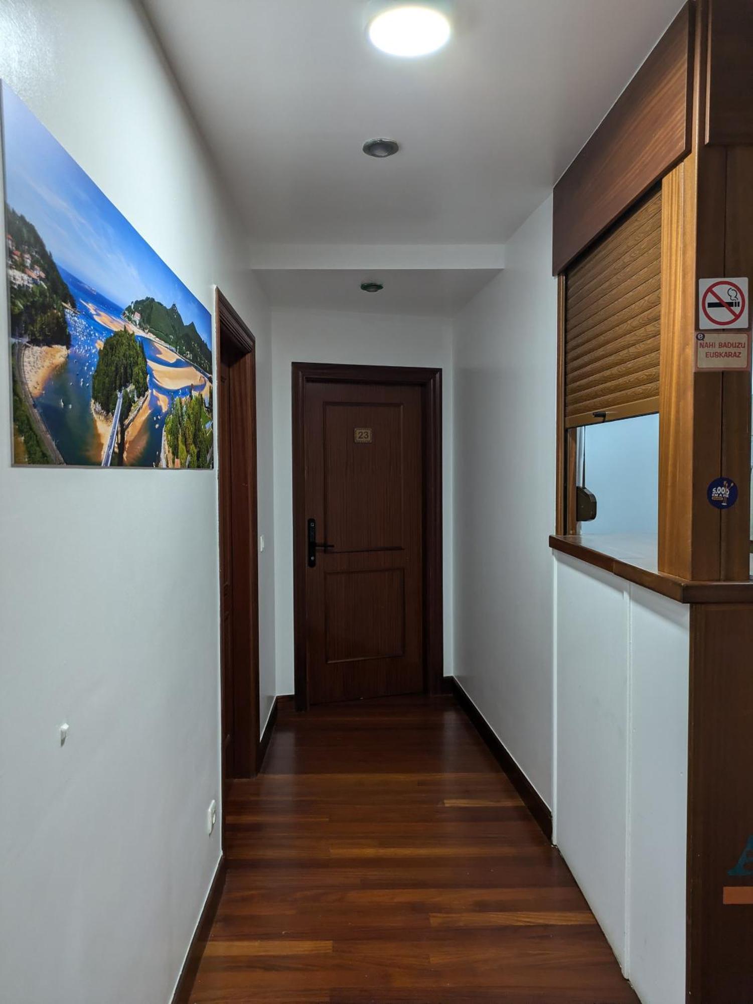 Akelarre Ostatua Hotell Guernica y Luno Exteriör bild