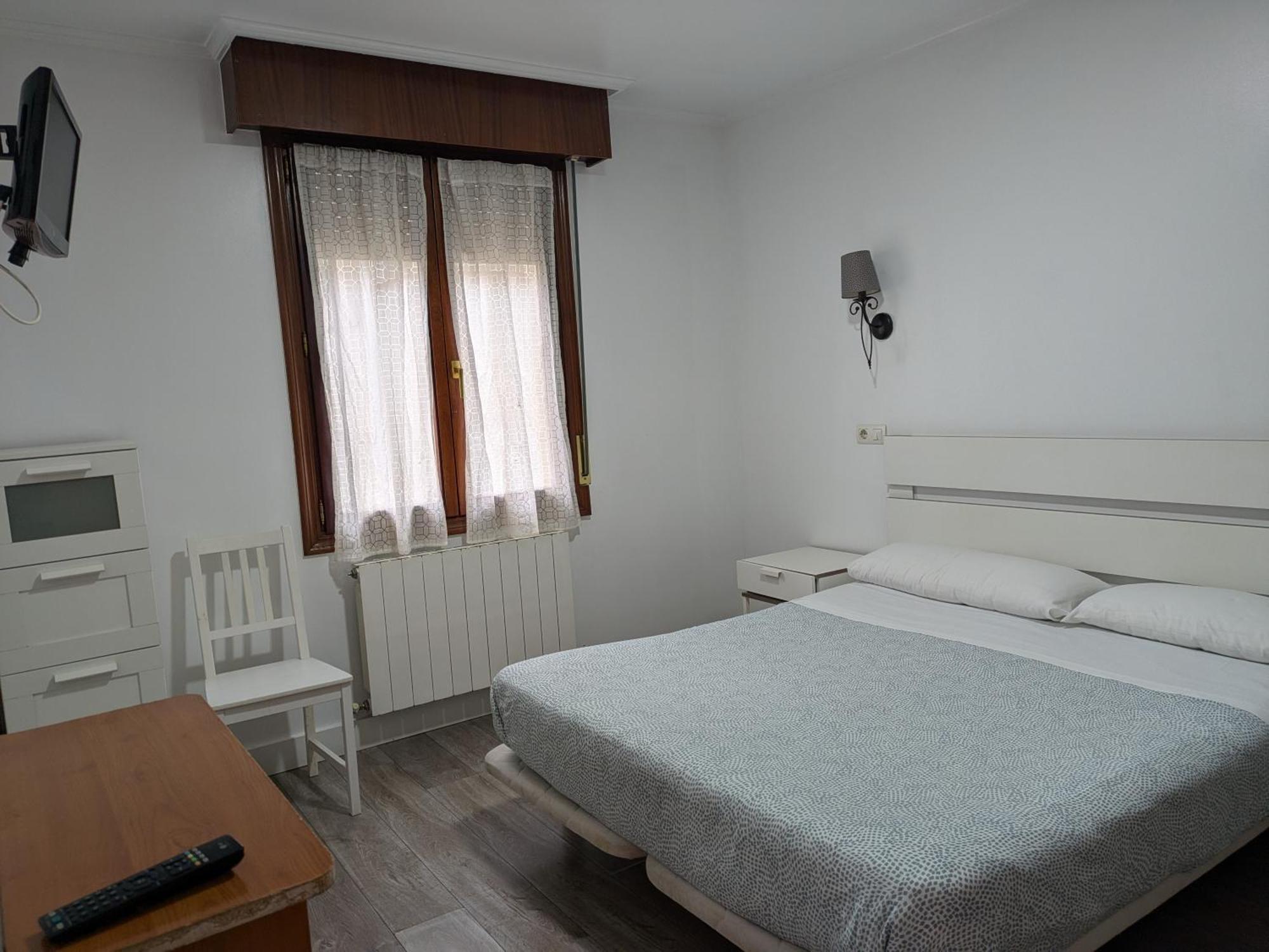 Akelarre Ostatua Hotell Guernica y Luno Exteriör bild